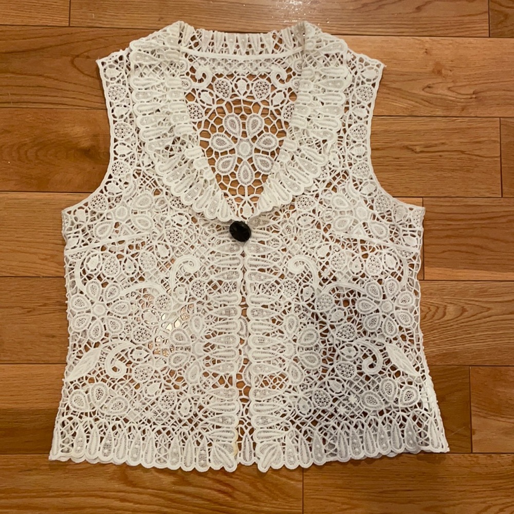 White lace vest